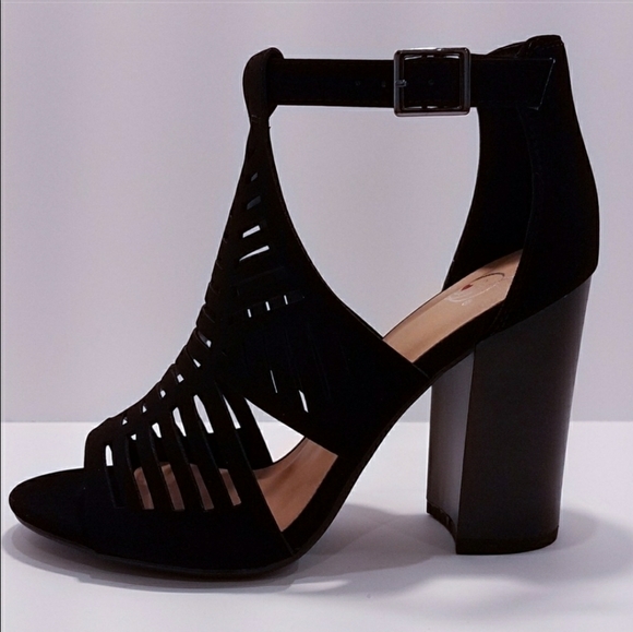 Delicious Shoes - Black Heels